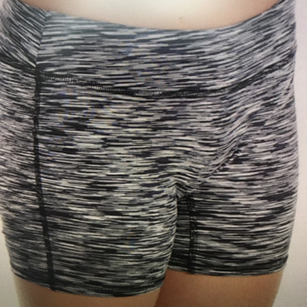 Gaiam Girls Shape Up Boy Short Size XL(16)
